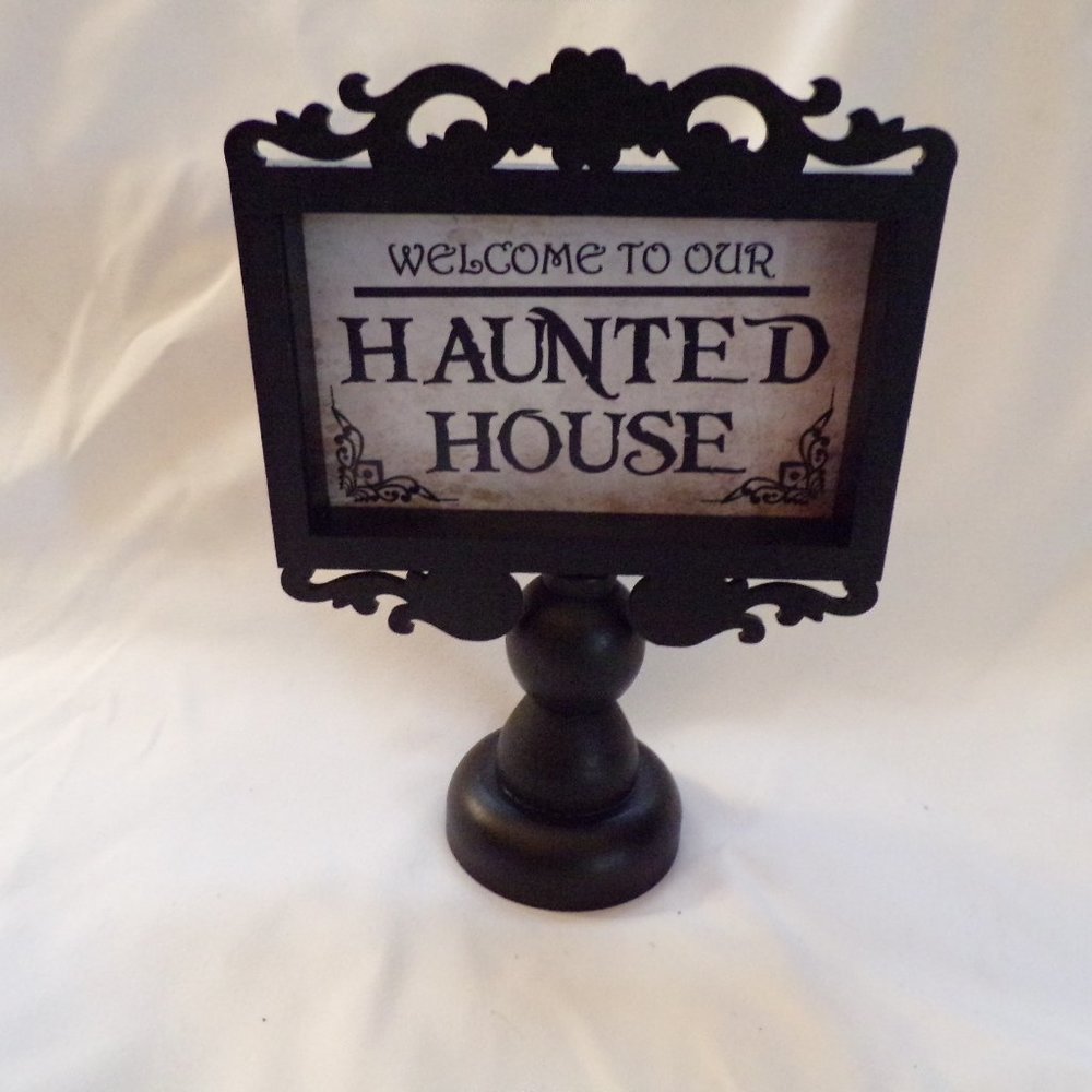 Wooden Shelf Sign, Haunted House Table Sign, Halloween Haunted House, Black Sign